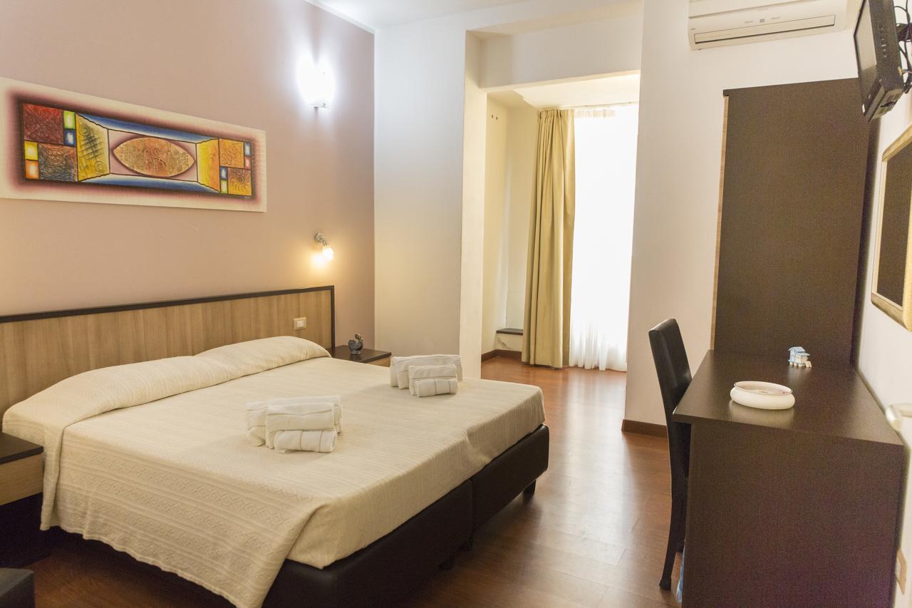 Lewisrooms Domo Cagliari Ngoại thất bức ảnh